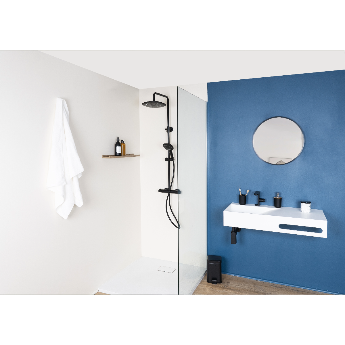 Colonne de douche thermostatique laiton – Tête carrée 240 mm