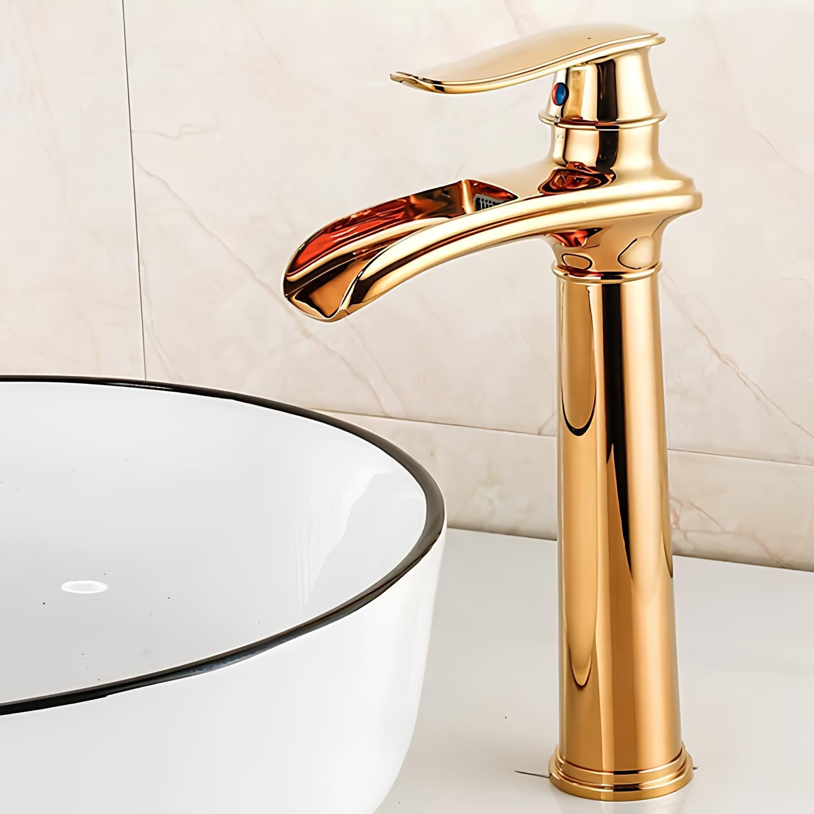 Robinet vasque cascade en laiton – Bec plat, finition mate