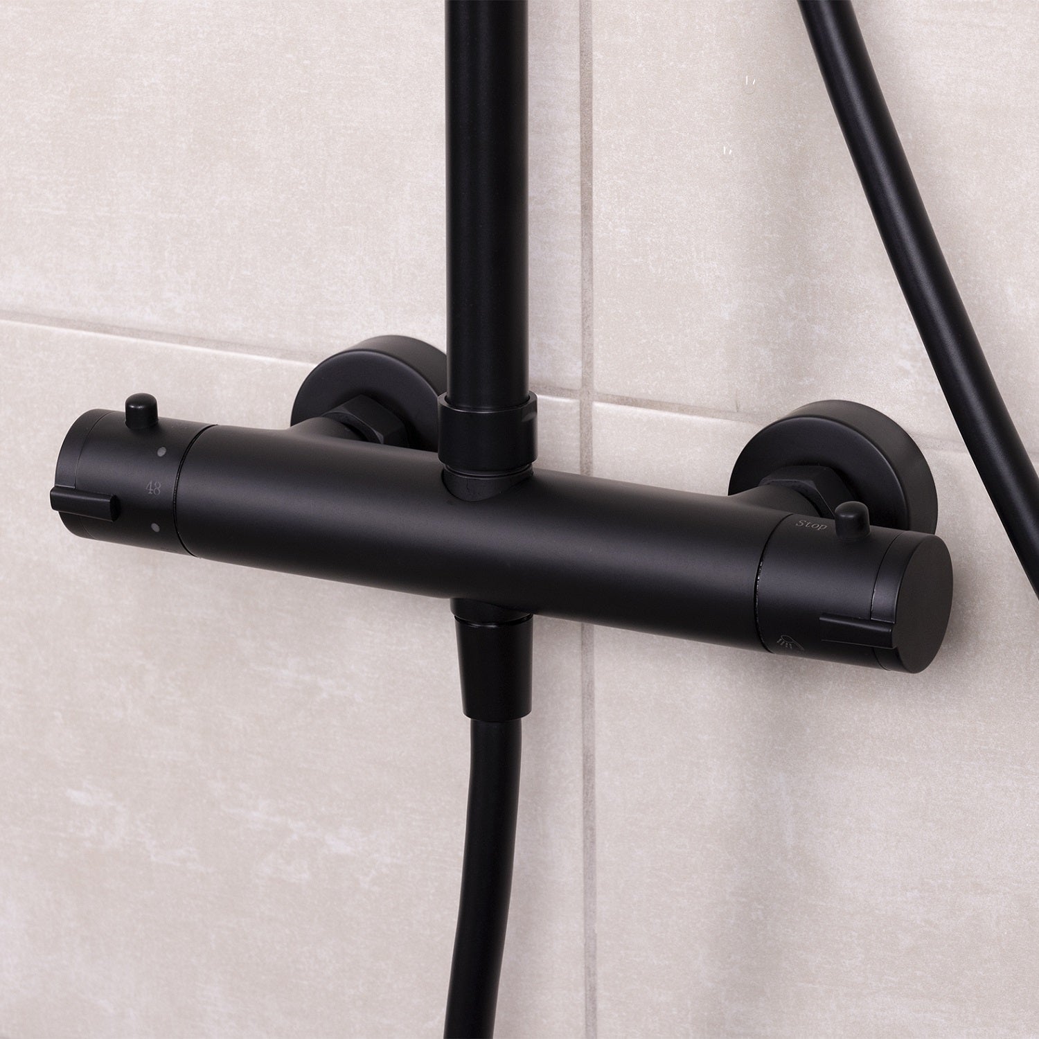 Colonne de douche thermostatique laiton – Tête carrée 240 mm