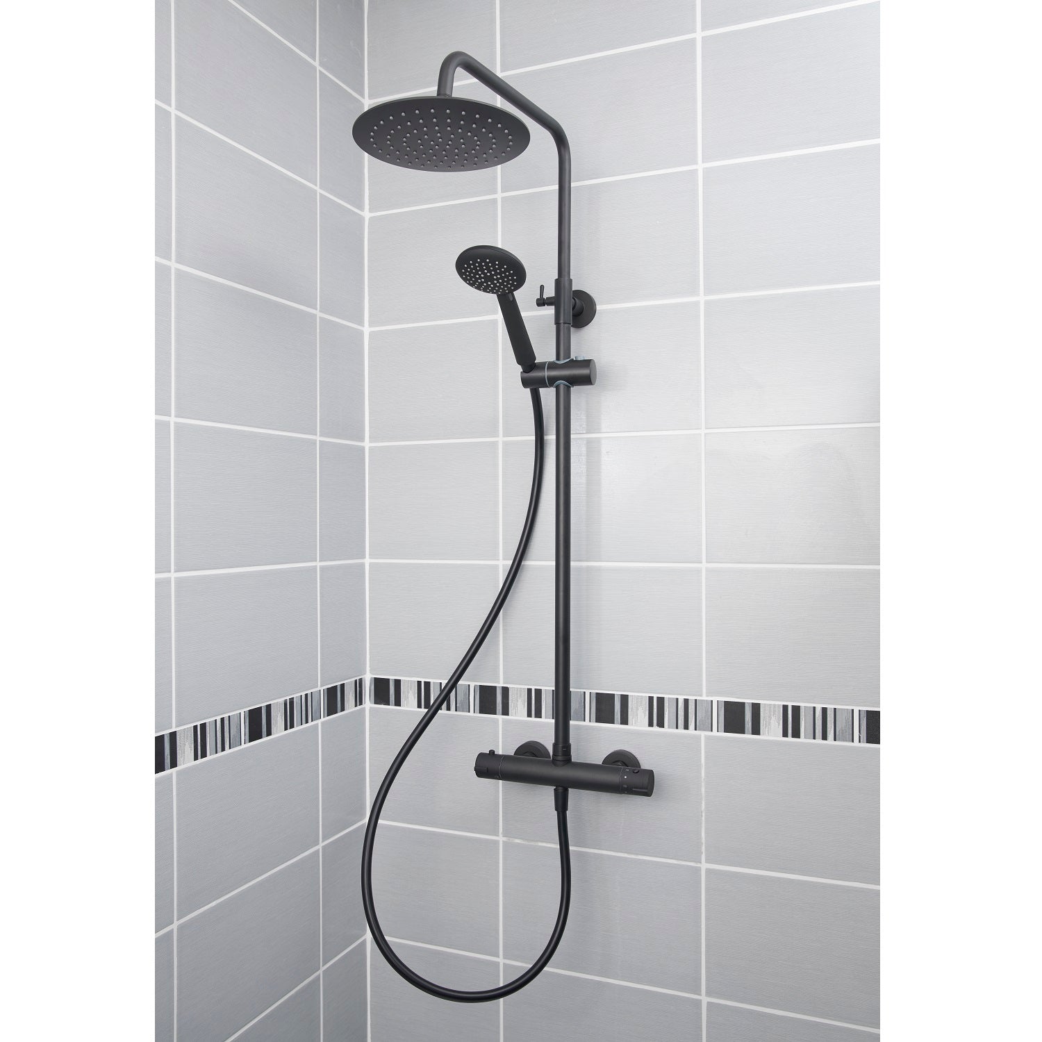 Colonne de douche thermostatique noire – Laiton, tête 230 mm