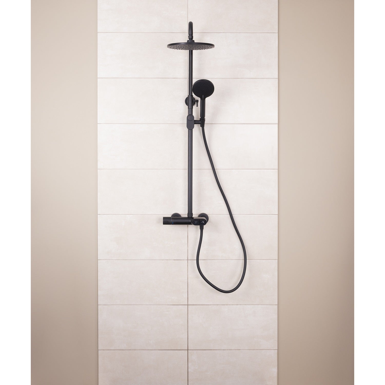 Colonne de douche thermostatique – Jets à boutons-poussoirs, laiton