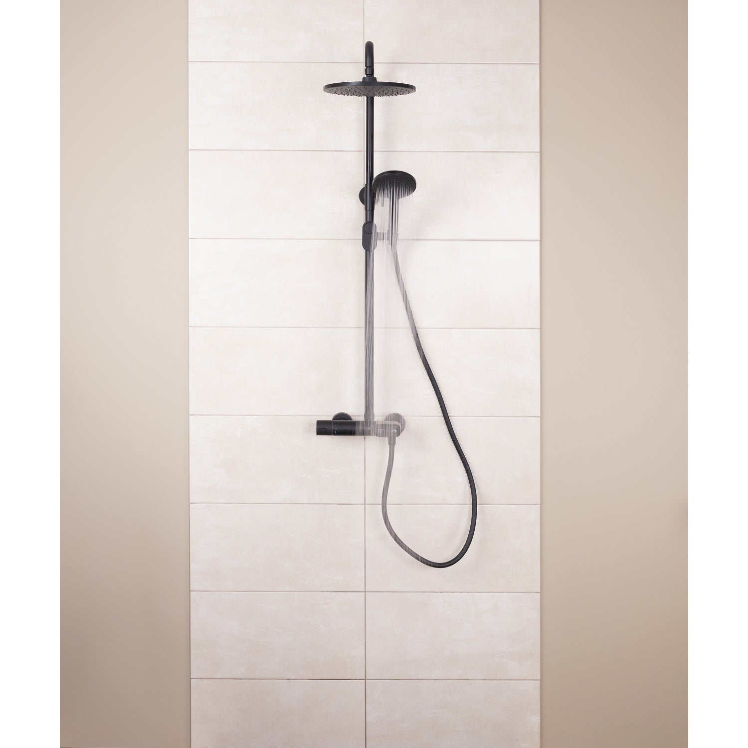 Colonne de douche thermostatique – Jets à boutons-poussoirs, laiton