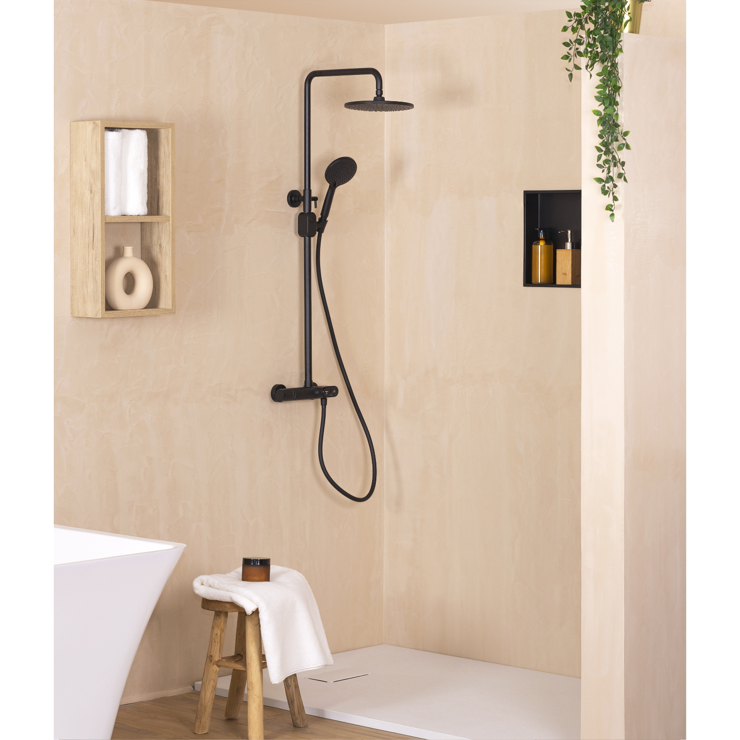 Colonne de douche thermostatique – Jets à boutons-poussoirs, laiton