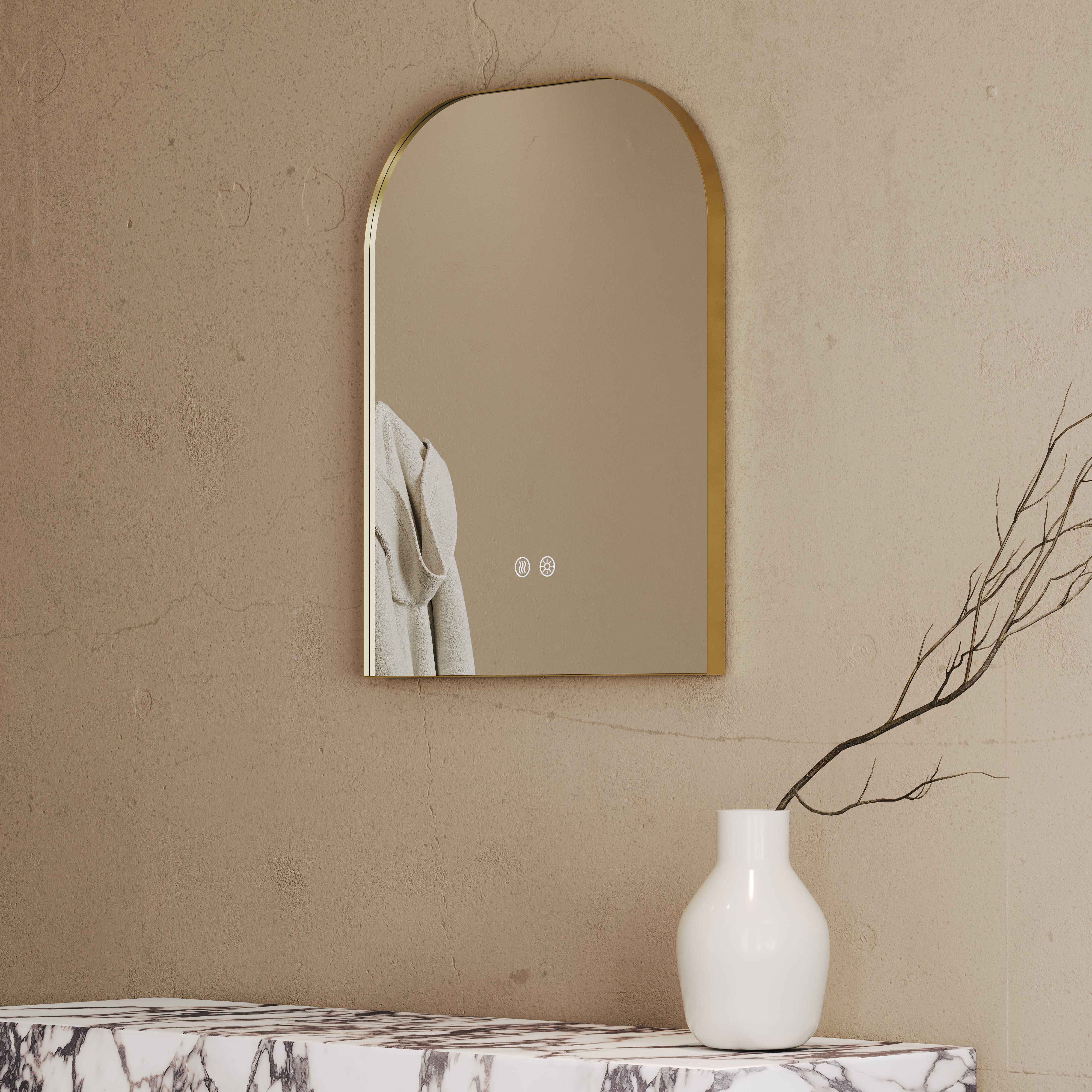 Miroir arche LED avec anti-buée – Doré brossé, 600 mm